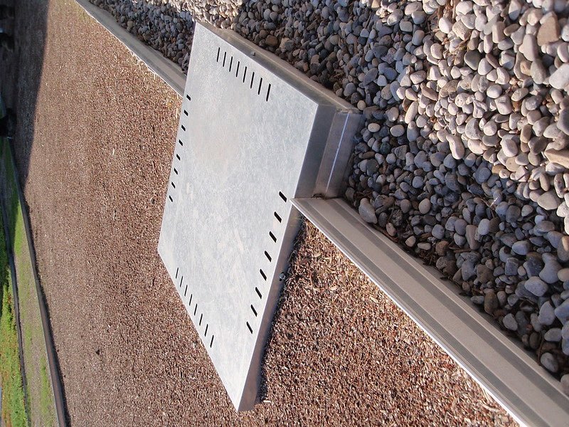 Permaloc GeoEdge 24" Drain Box - 36553-24DB - 5.5” Black DuraFlex - 1 piece
