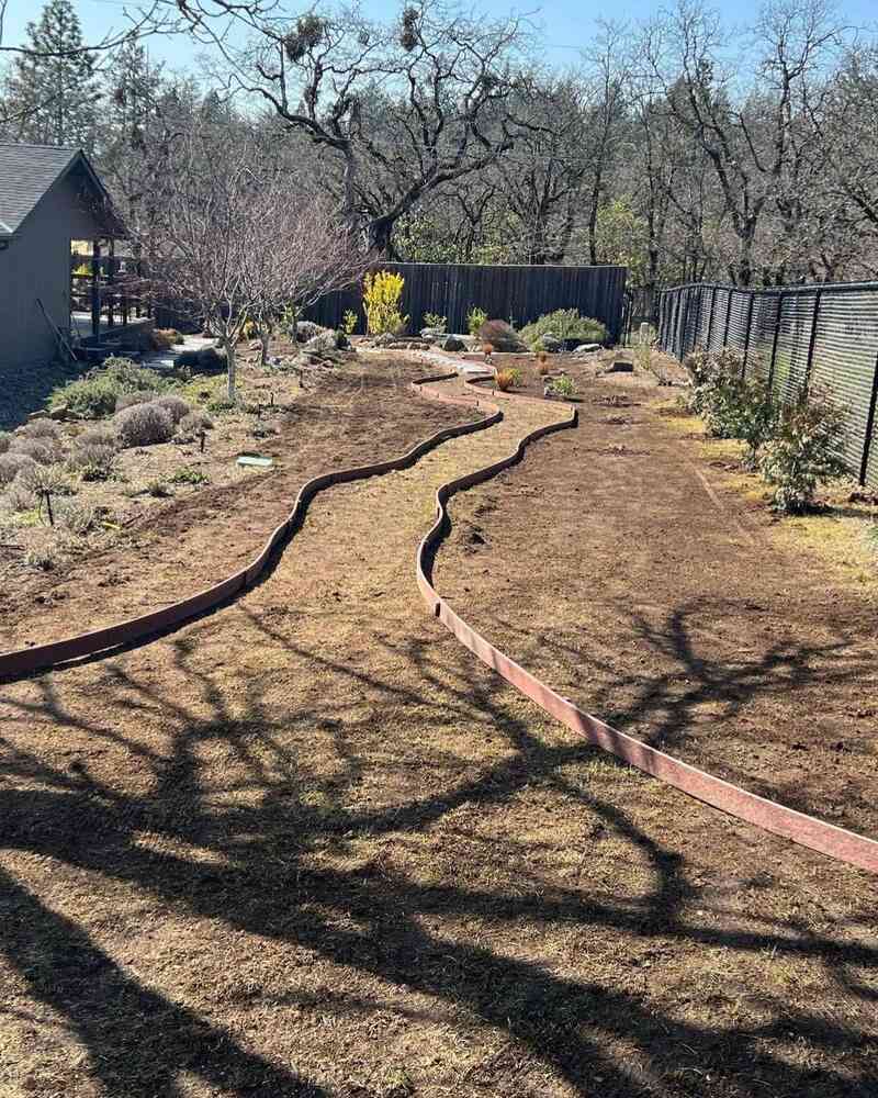 Benda Board Flex – Landscape Edging – 16’ Section – Teak - Pack of 12 (192 LF)